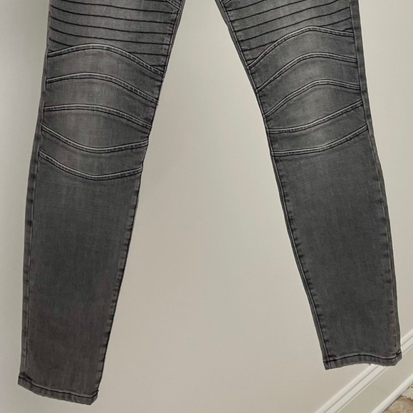 Current/Elliot The Moto Ankle Skinny Jeans in Gutter Grey ~ Size 28 - Picture 3 of 11